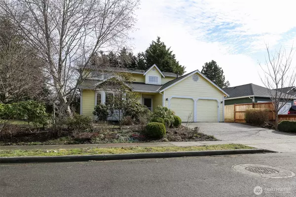 3301 Field AVE, Anacortes, WA 98221