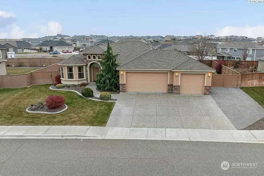 3508 El Paso DR, Pasco, WA 99301