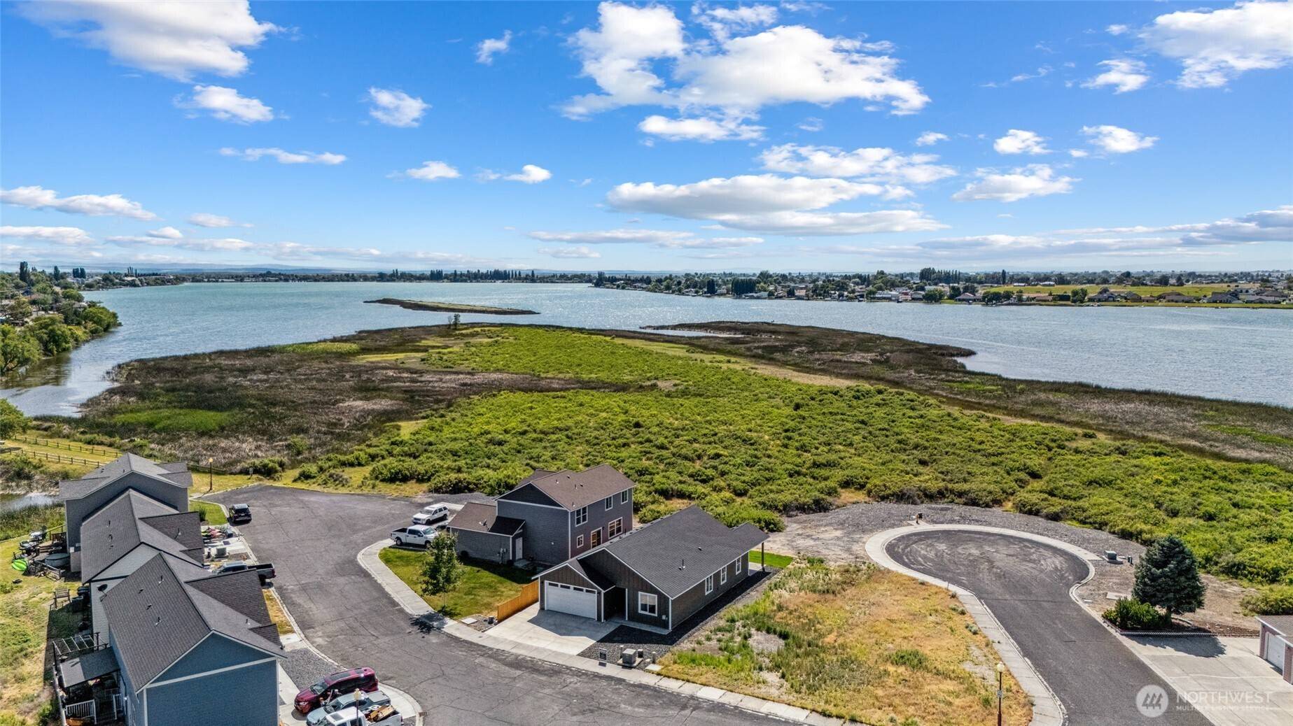 1300 Marina DR #12, Moses Lake, WA 98837