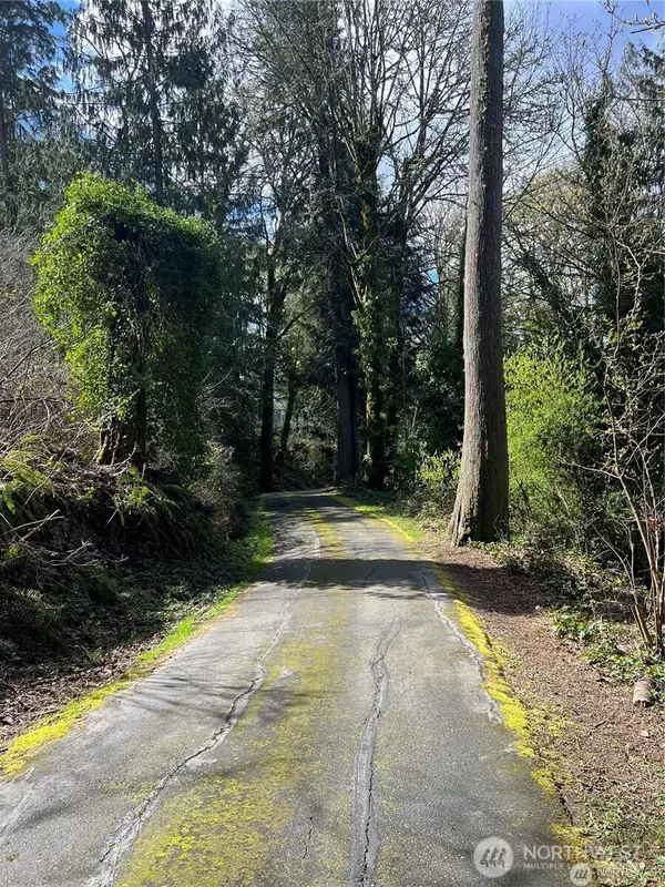 Bremerton, WA 98310,3573 Sulphur Springs LN