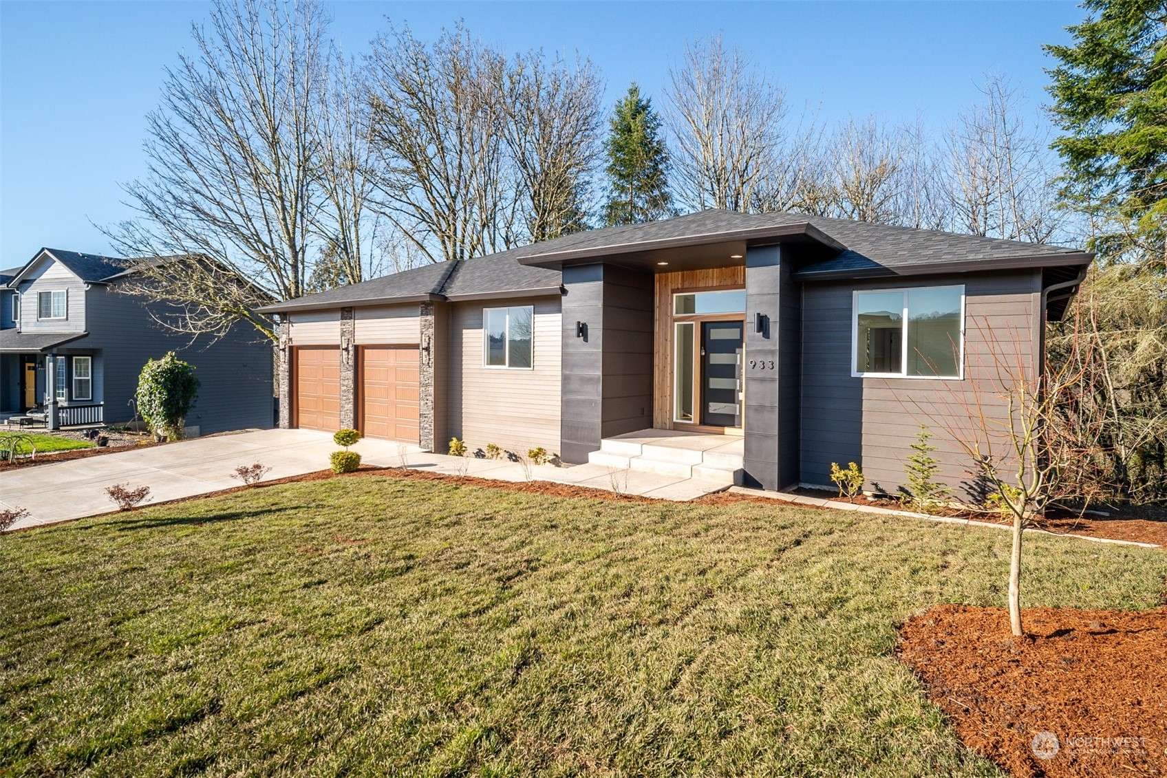 Kelso, WA 98626,933 Edinburgh CT