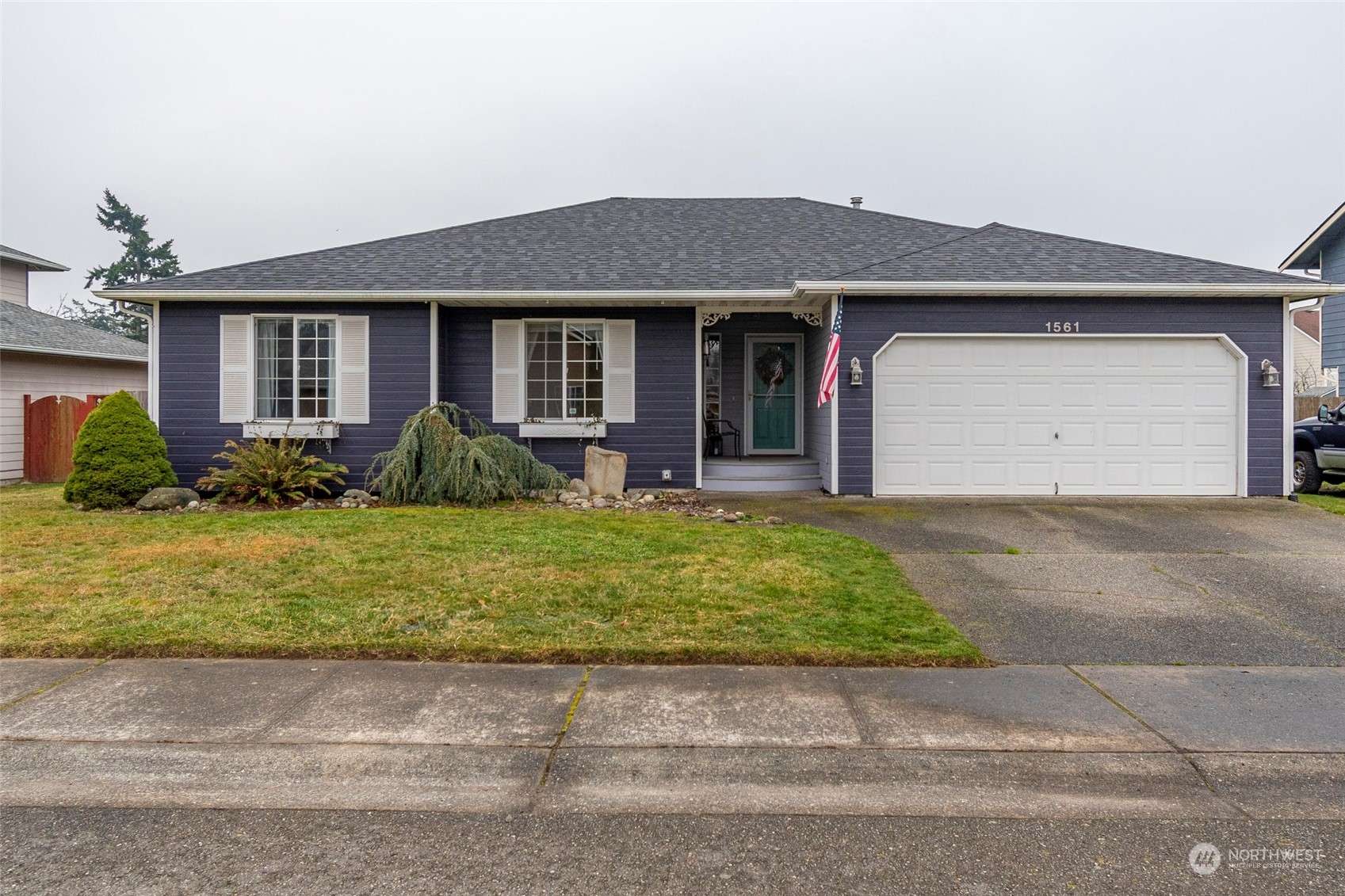 1561 SW 8th AVE, Oak Harbor, WA 98277