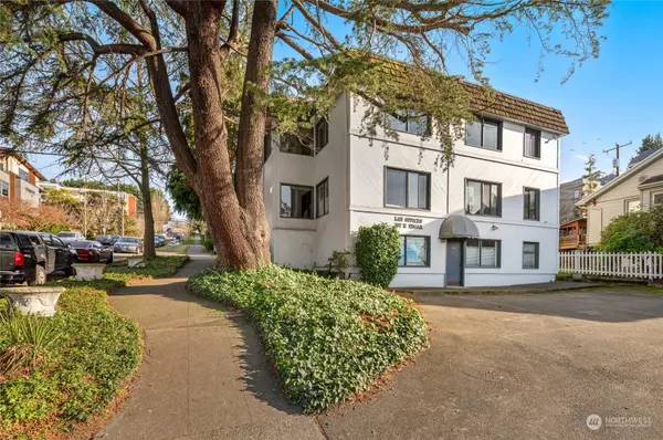 207 E Edgar ST, Seattle, WA 98102