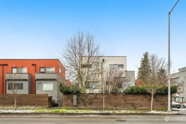 8601 Delridge WAY SW #E, Seattle, WA 98106