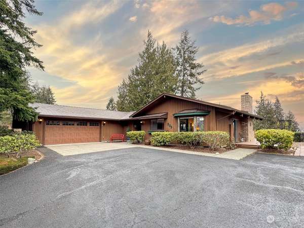 282 Woodland DR, Sequim, WA 98382