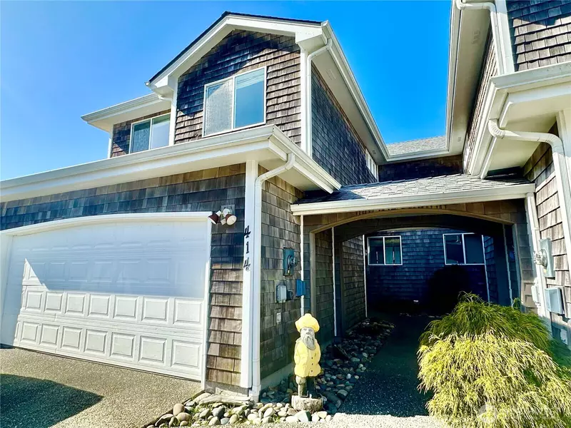 414 NW 28th ST, Long Beach, WA 98631