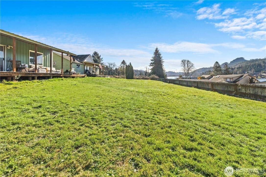 Mount Vernon, WA 98274,18068 State Route 9