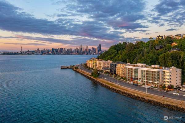 1250 Alki AVE SW #4G, Seattle, WA 98116
