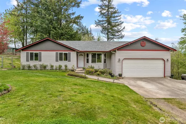 860 Sandy Bend RD, Castle Rock, WA 98611