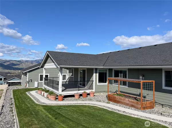 East Wenatchee, WA 98802,647 S Newton AVE
