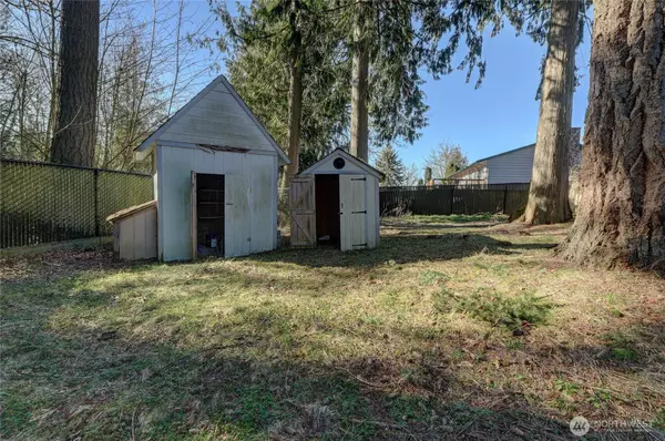 Tacoma, WA 98446,4722 145th Street Ct E