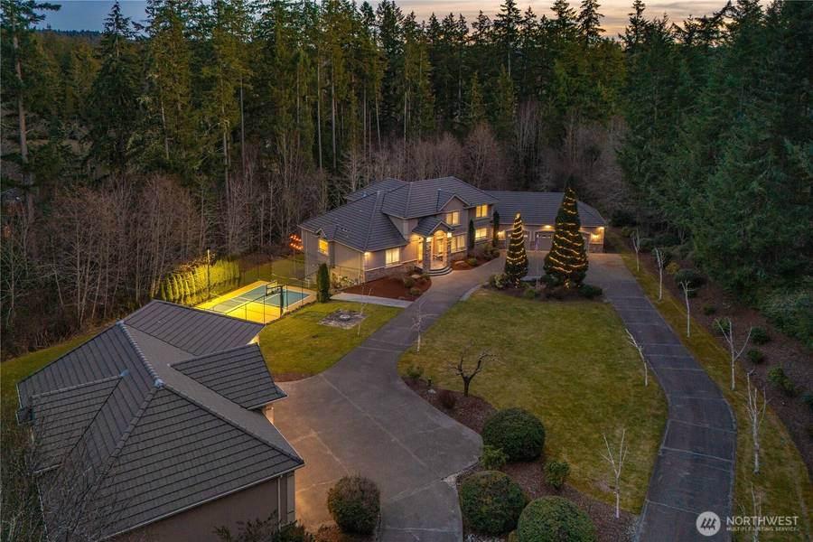 8716 96th ST NW, Gig Harbor, WA 98332