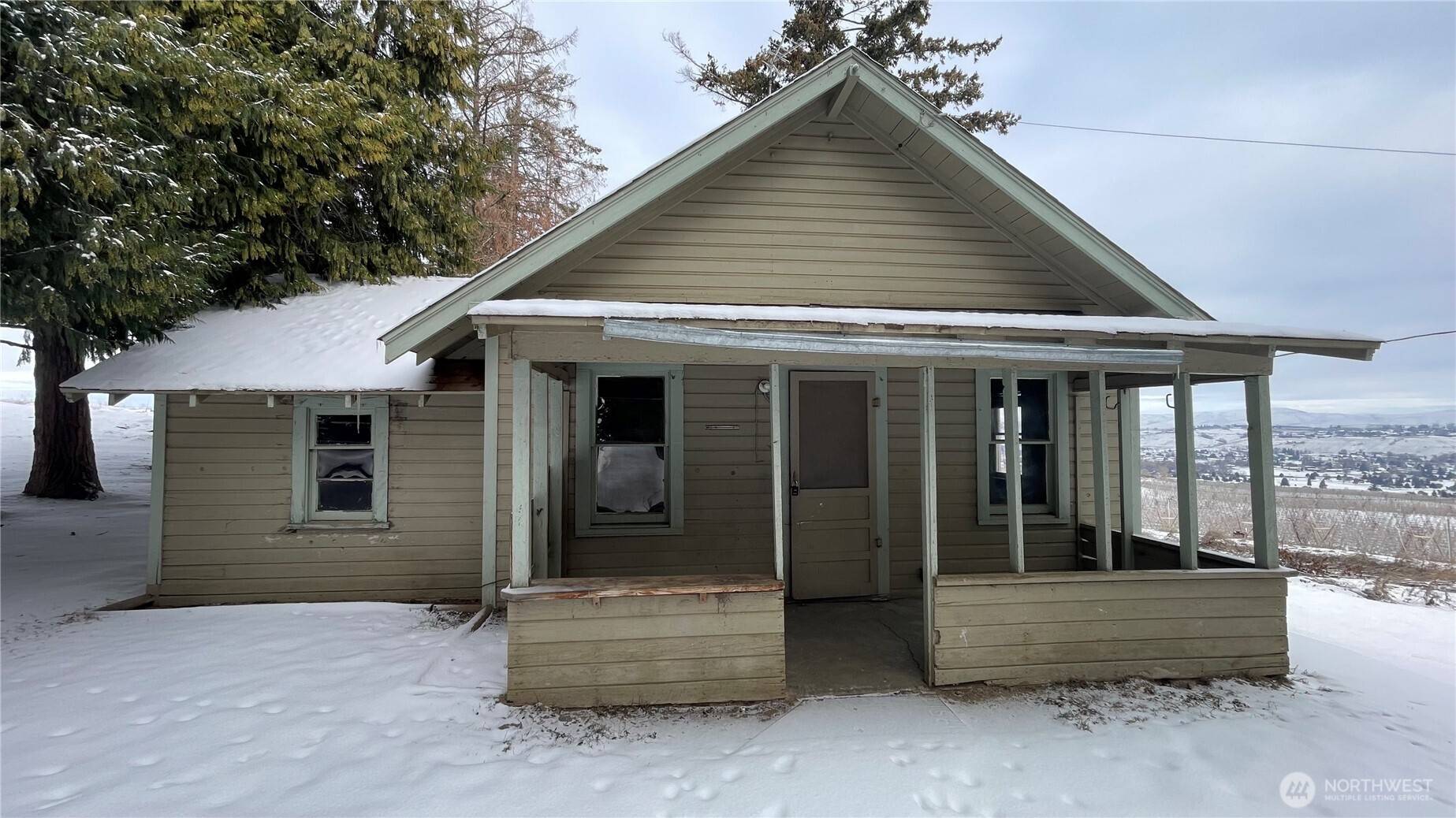 201 Painted Rocks DR, Yakima, WA 98908