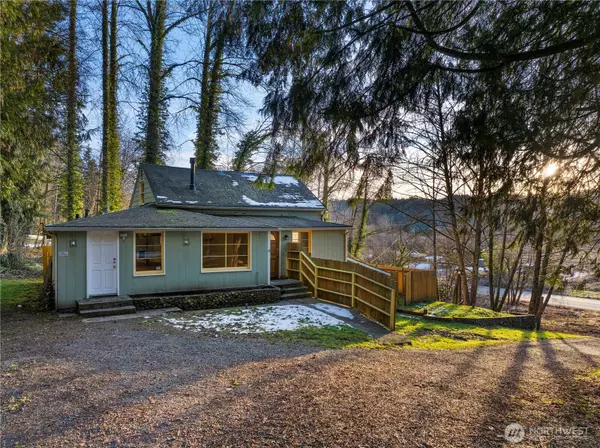 15132 148th AVE NE, Woodinville, WA 98072