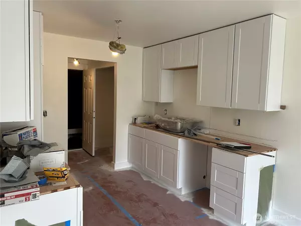 Spanaway, WA 98387,416 - 418 170th ST S