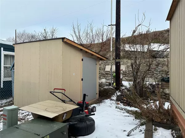 East Wenatchee, WA 98802,2500 SR 28 Unit #30 #30