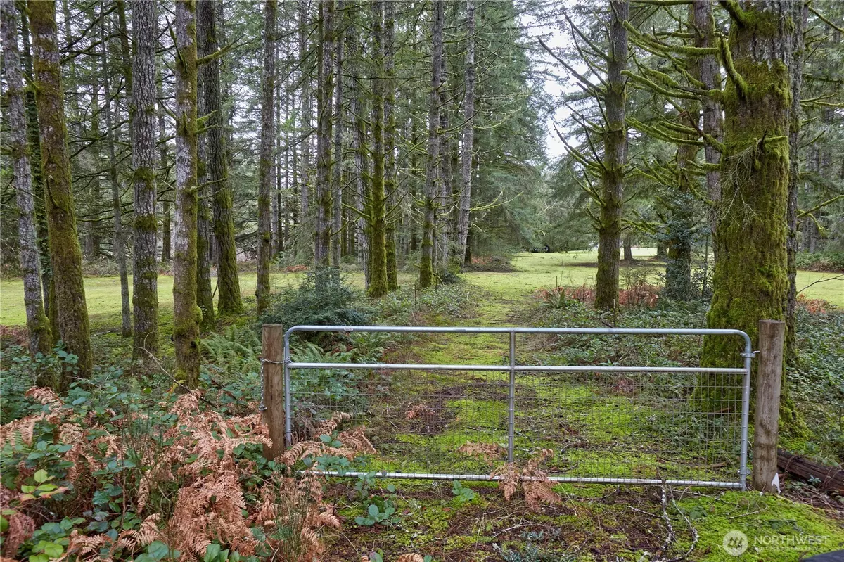 Port Orchard, WA 98367,3900 SW Huckleberry RD