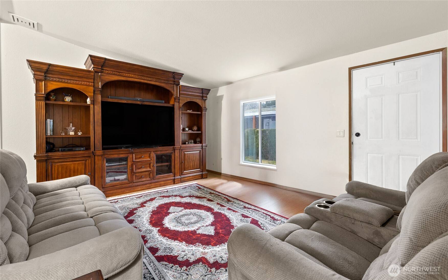 Auburn, WA 98002,607 37th ST SE #81