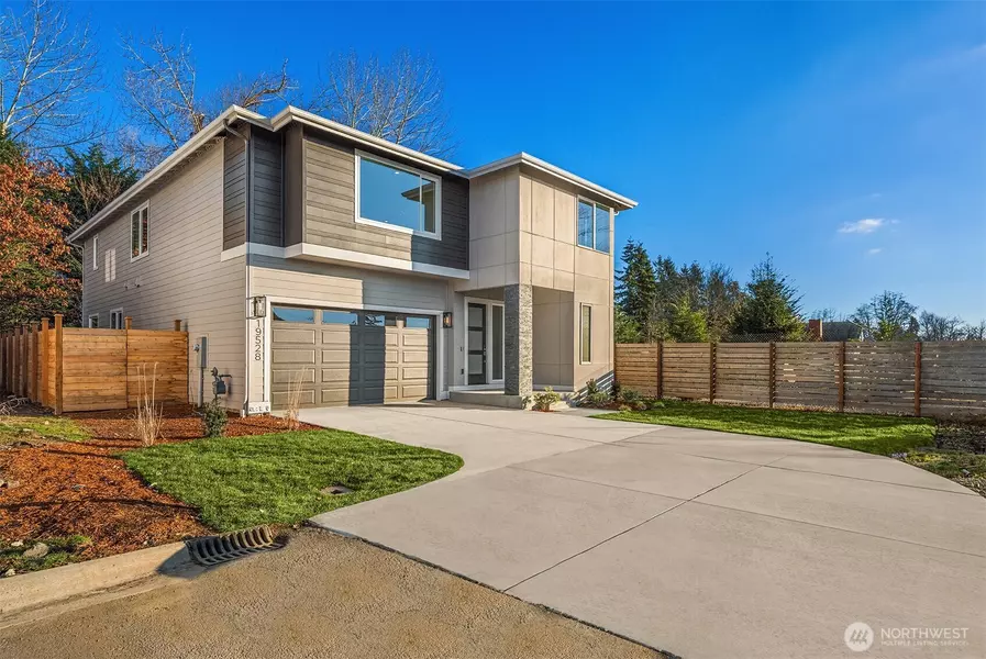 11612 SE 196 ST #8, Kent, WA 98031