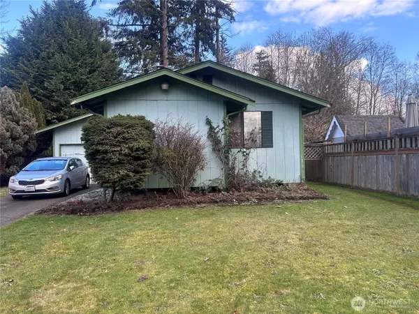 9025 E E, Tacoma, WA 98445