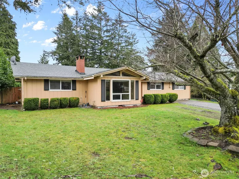 10820 109th ST SW, Tacoma, WA 98498