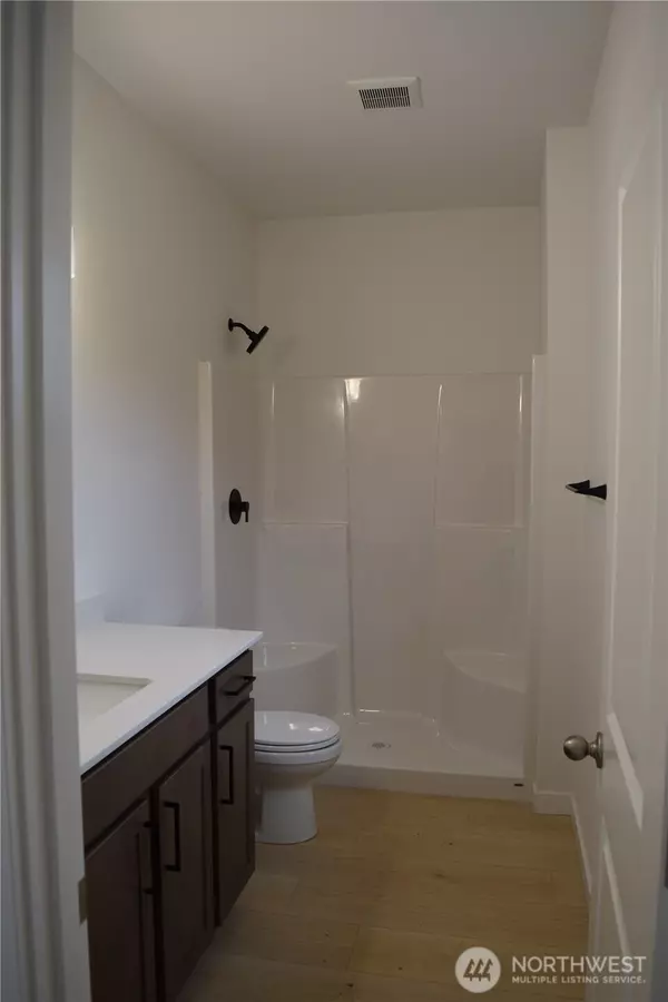 Port Orchard, WA 98366,7081 E Bullseye ST