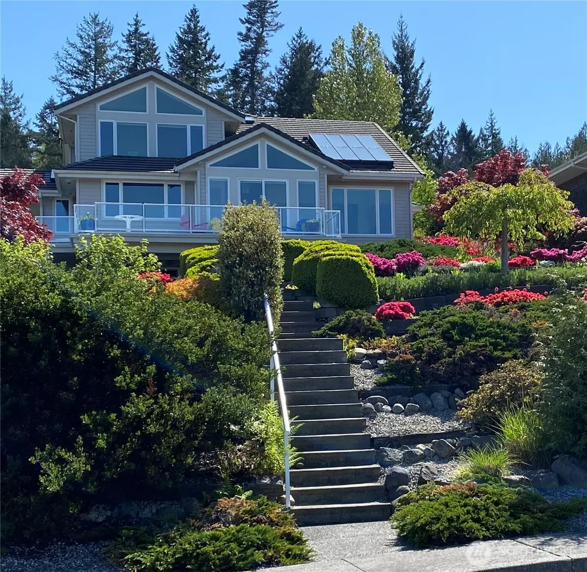Point Roberts, WA 98281,2121 Whalen DR