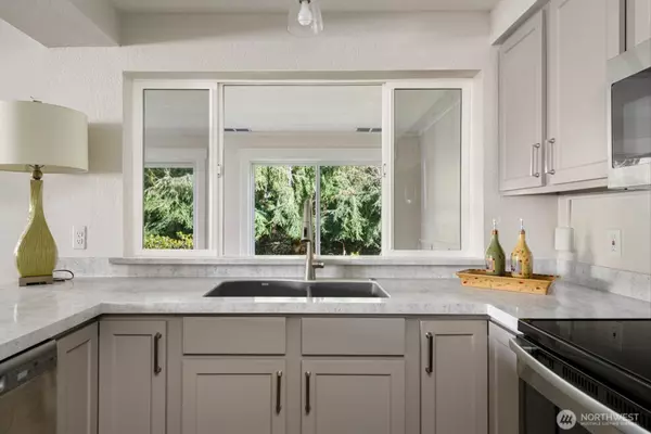 Langley, WA 98260,566 Creekside TER #101