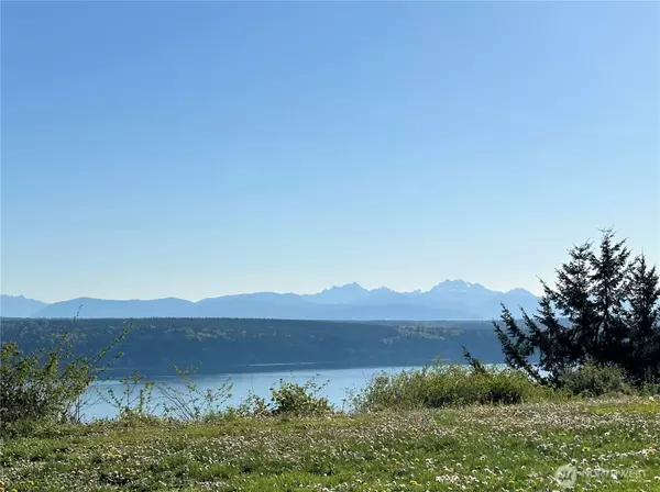 Camano Island, WA 98282,4075 Preserve DR