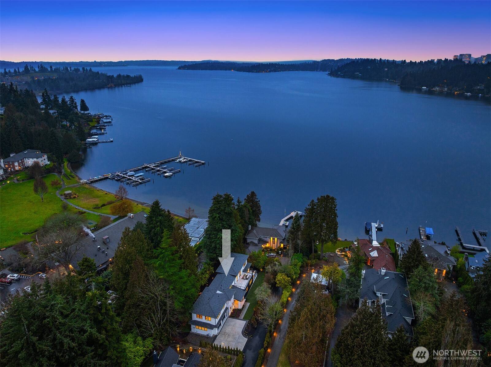 9212 SE 33rd PL, Mercer Island, WA 98040