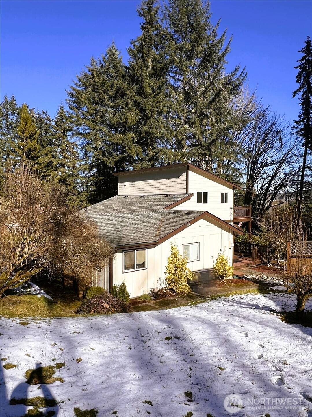 18001 Viking WAY NW, Poulsbo, WA 98370