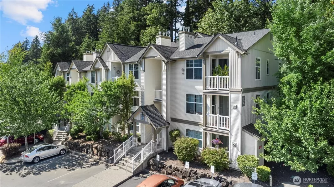 23420 SE Black Nugget RD #G103, Issaquah, WA 98029