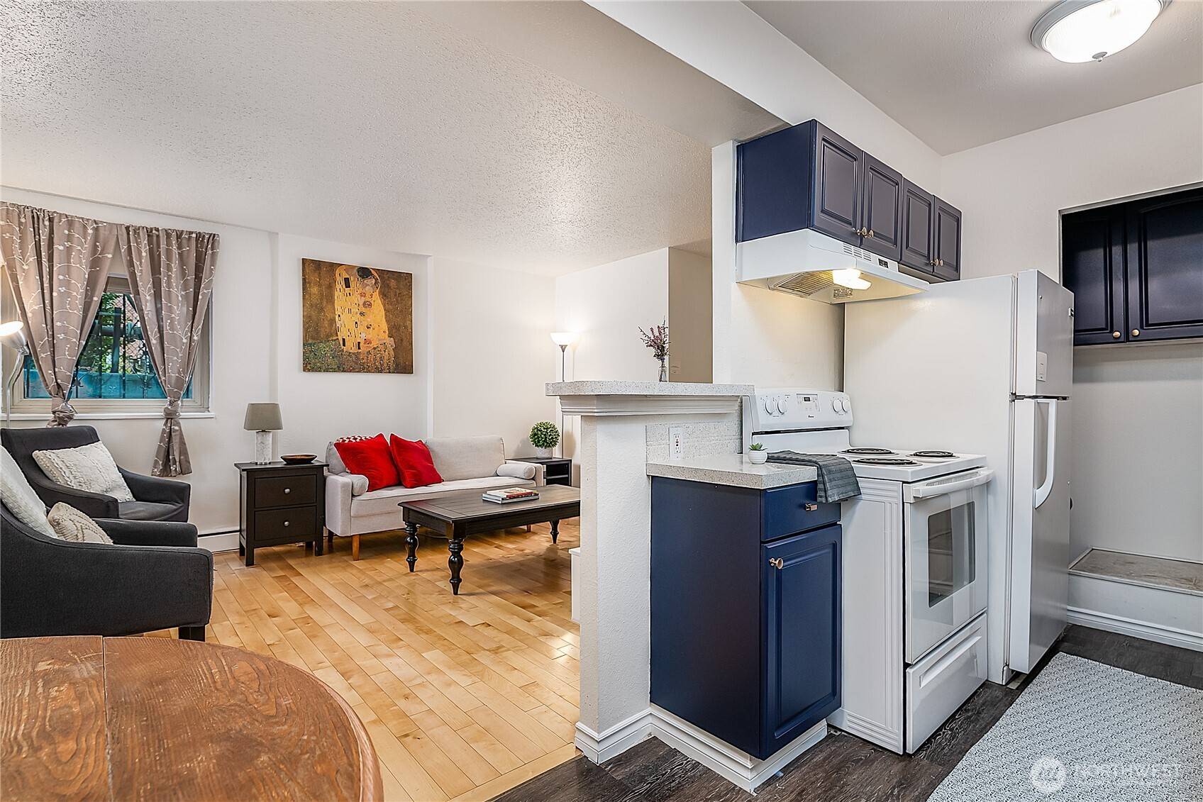 1400 Hubbell PL #301, Seattle, WA 98101