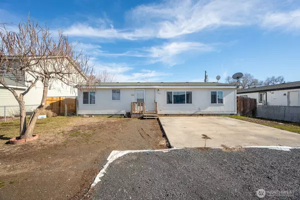 1807 W Bemis ST, Moses Lake, WA 98837