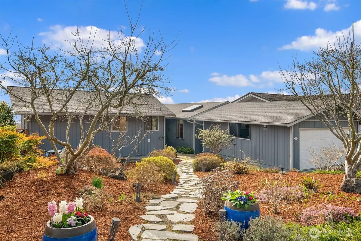 Vashon, WA 98070,25838 75th AVE SW