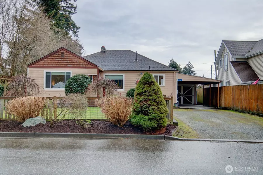 614 E Orange AVE, Burlington, WA 98233
