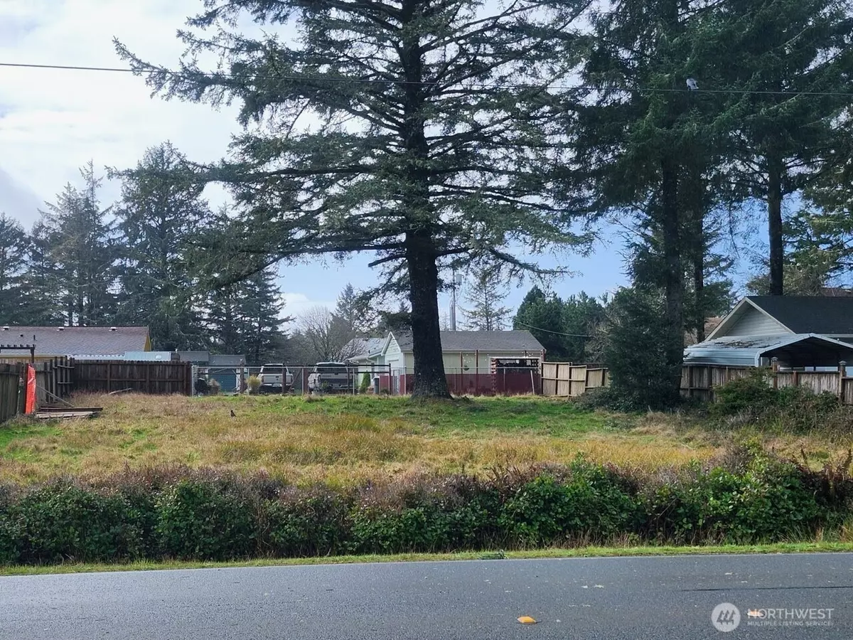 Ocean Shores, WA 98569,337 Mount Olympus AVE SE