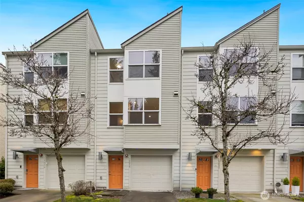 Shoreline, WA 98155,19054 14th CT NE