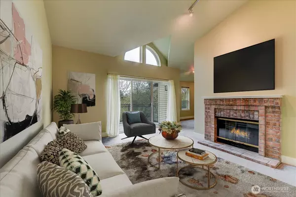 3008 N Narrows DR #B304, Tacoma, WA 98407