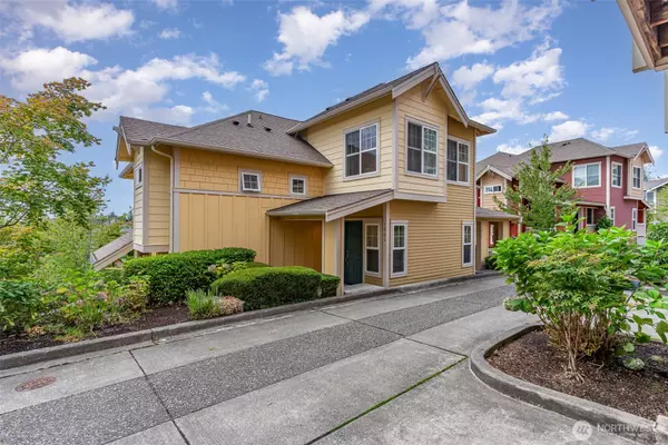 1960 17th AVE NE, Issaquah, WA 98029