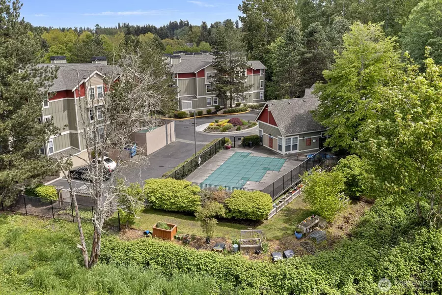 7711 NE 175th ST #E111, Kenmore, WA 98028