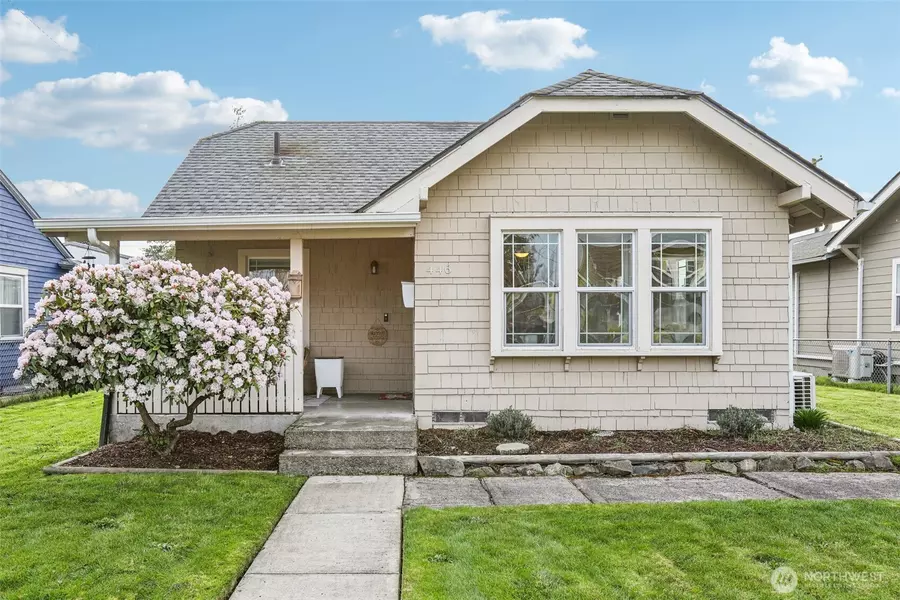 446 22nd AVE, Longview, WA 98632