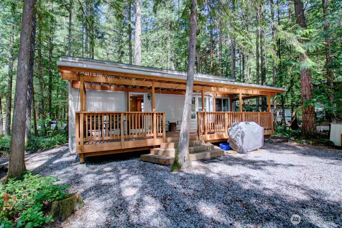Deming, WA 98244,299 6 Schinn Canyon DR