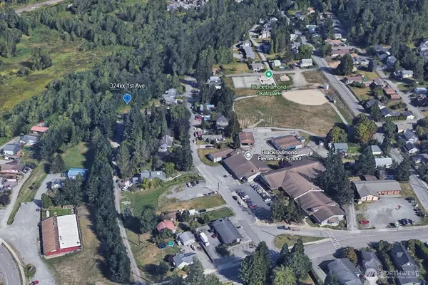 Black Diamond, WA 98010,324 xx 1st AVE