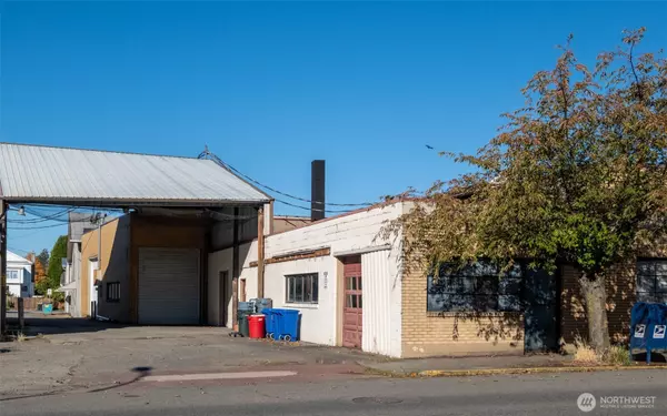 Centralia, WA 98531,321 N Pearl ST