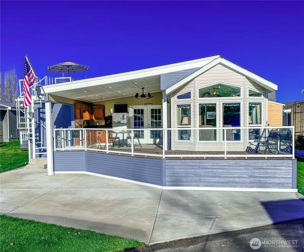 8542 Crescent Bar RD NW #313, Quincy, WA 98848