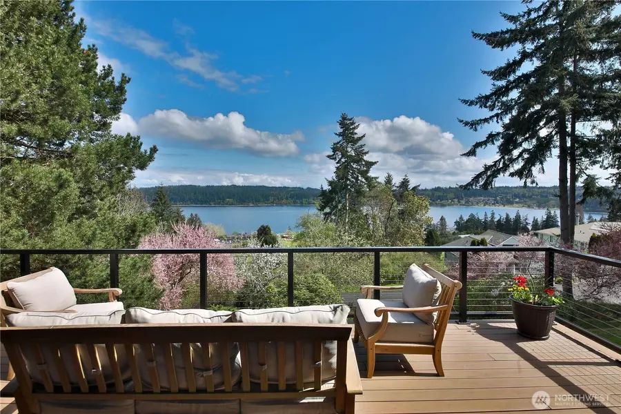5019 Par DR, Freeland, WA 98249