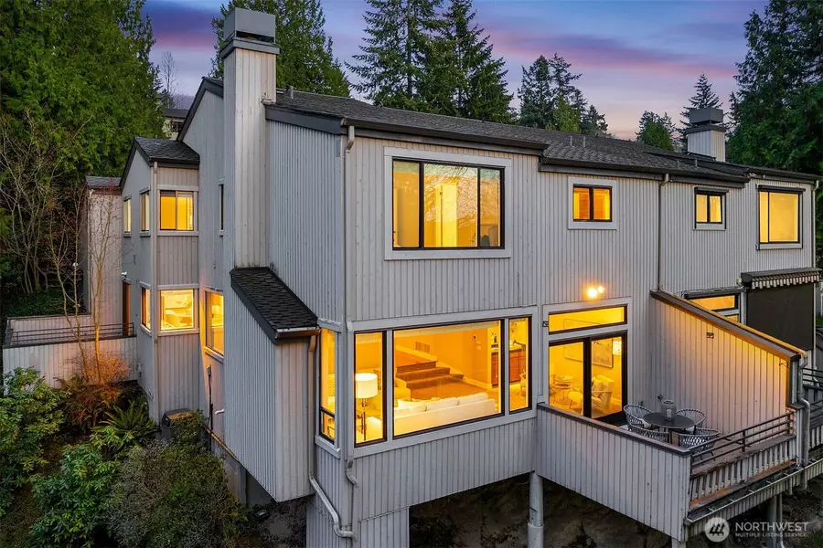 4517 102nd LN NE, Kirkland, WA 98033