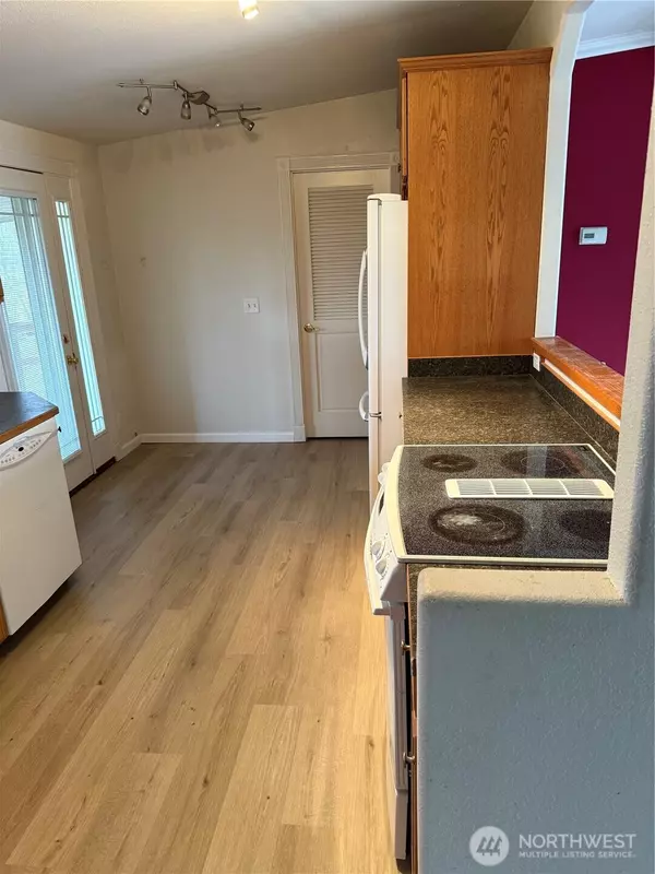College Place, WA 99324,1458 SE Bobolink LN