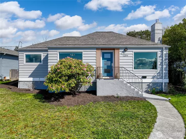 12014 Palatine AVE N, Seattle, WA 98133